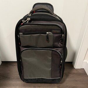 USED Carry On Ricardo by Bevery Hills Luggage- 24x18x8- 8 Lbs.
